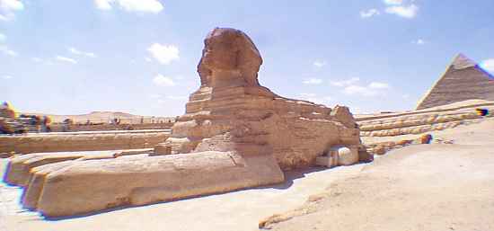 Sphinx north side with Pyramid of Khafre - Copyright (c) 1998 - Andrew Bayuk, All Rights Reserved
